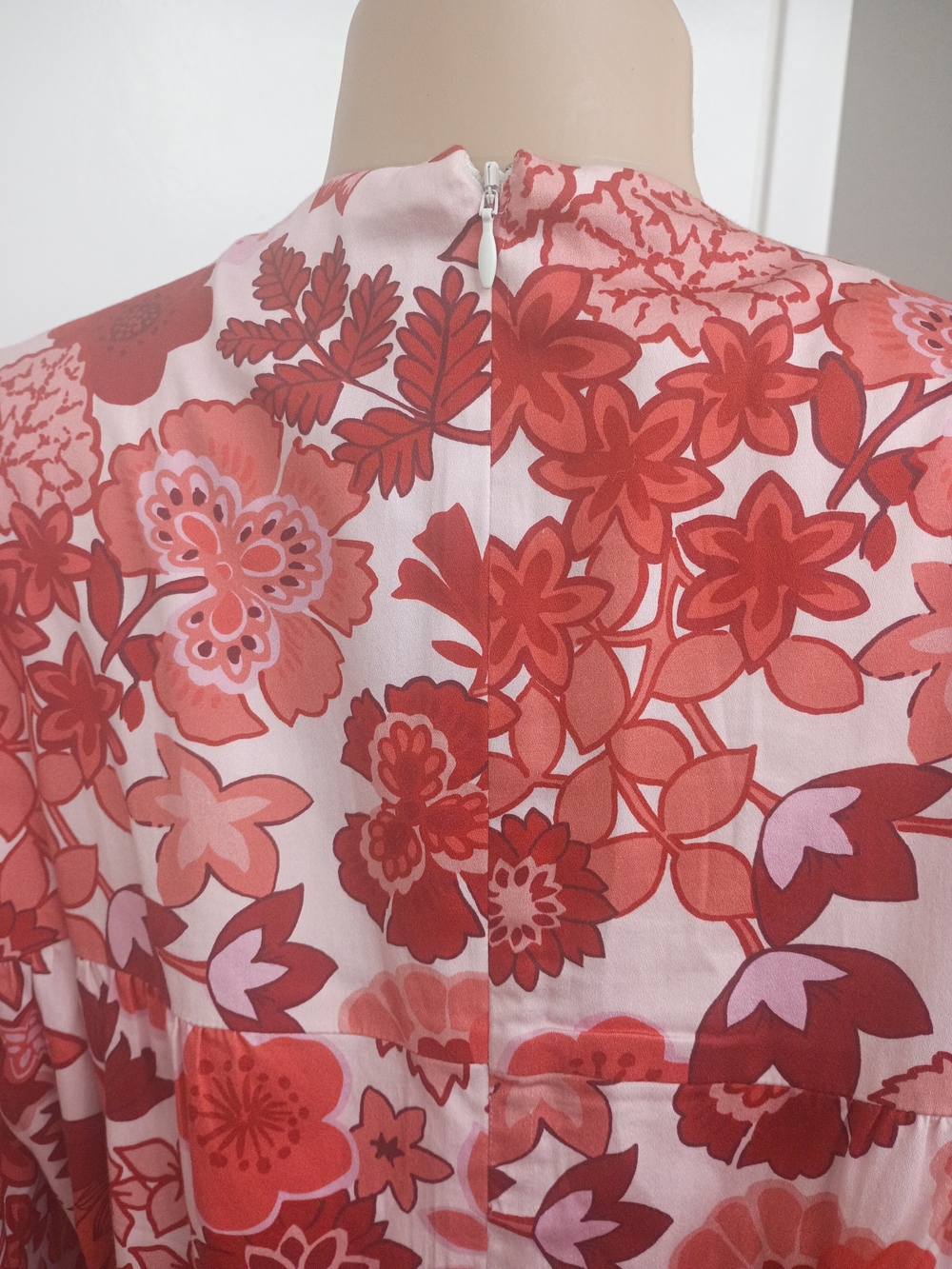 Tuckernuck Red and Pink Floral Maxi Dress - Picture 6 of 11